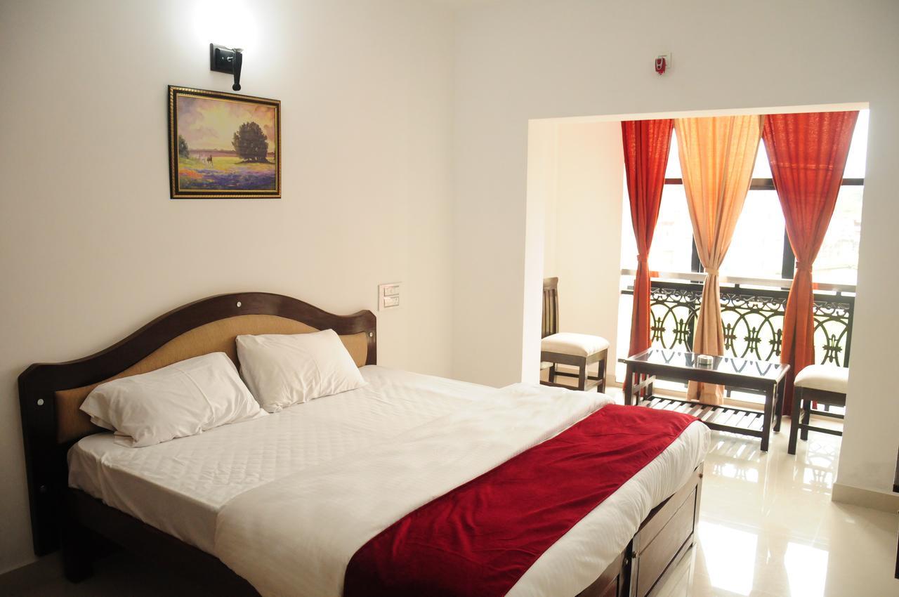 Hotel Alwesal International Madikeri Zewnętrze zdjęcie